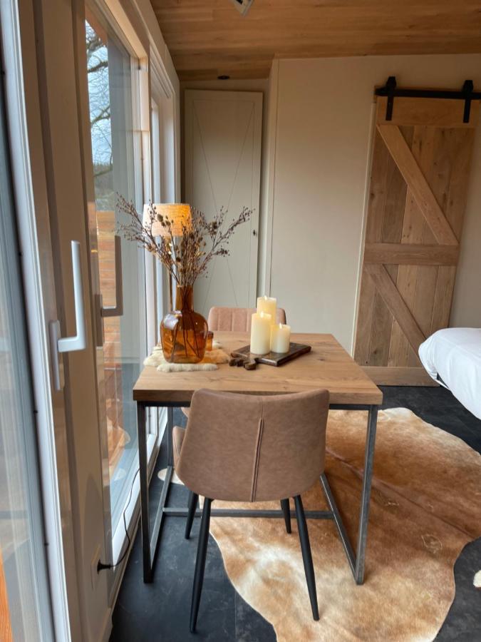 Bulles Odette & Ginette Et Tiny House Suzette "Au Guet Marais" Etape Insolite Paliseul المظهر الخارجي الصورة